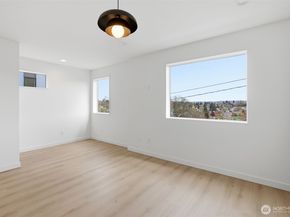 4517 E 35th Avenue S, Seattle WA 98118