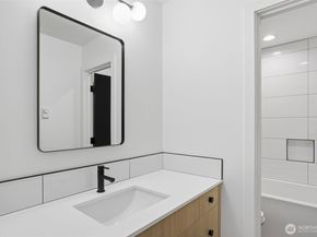 4517 E 35th Avenue S, Seattle WA 98118