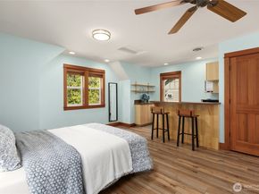 14340 Shasta Lane NE, Bainbridge Island WA 98110
