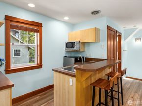 14340 Shasta Lane NE, Bainbridge Island WA 98110