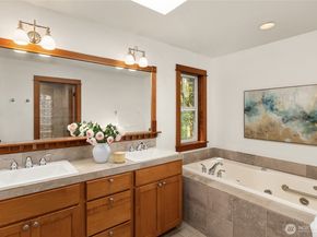 14340 Shasta Lane NE, Bainbridge Island WA 98110