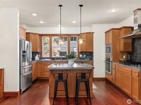 14340 Shasta Lane NE, Bainbridge Island WA 98110