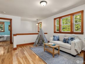 14340 Shasta Lane NE, Bainbridge Island WA 98110