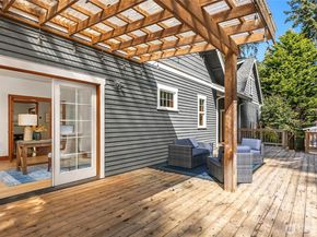 14340 Shasta Lane NE, Bainbridge Island WA 98110