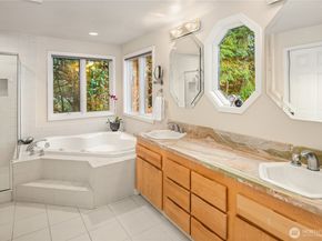 10211 NE 59th Street, Kirkland WA 98033