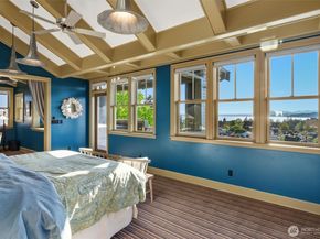 3310 59th Avenue SW A, Seattle WA 98116