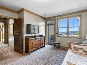 3310 59th Avenue SW A, Seattle WA 98116