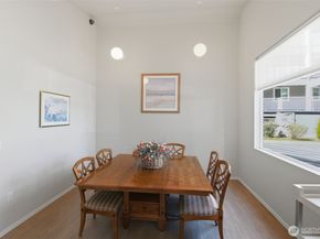 1318 37th Street 2420, Everett WA 98201