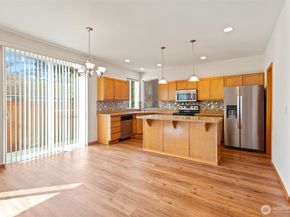 19311 24th Avenue W G, Lynnwood WA 98036