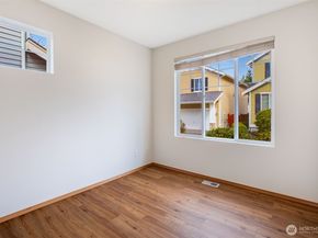 19311 24th Avenue W G, Lynnwood WA 98036