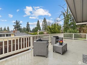 15919 NE 84th Avenue NE, Kenmore WA 98028
