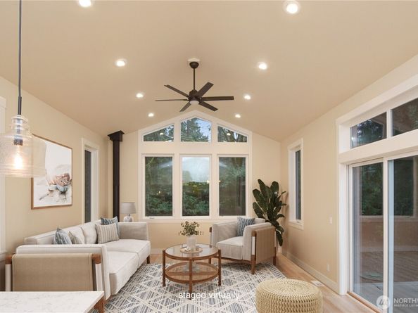 15915 Nesika Bay Road NE, Poulsbo WA 98370