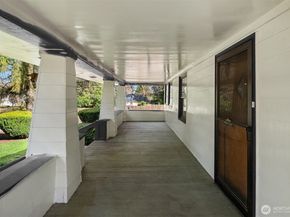 11726 10th Avenue S, Seattle WA 98168