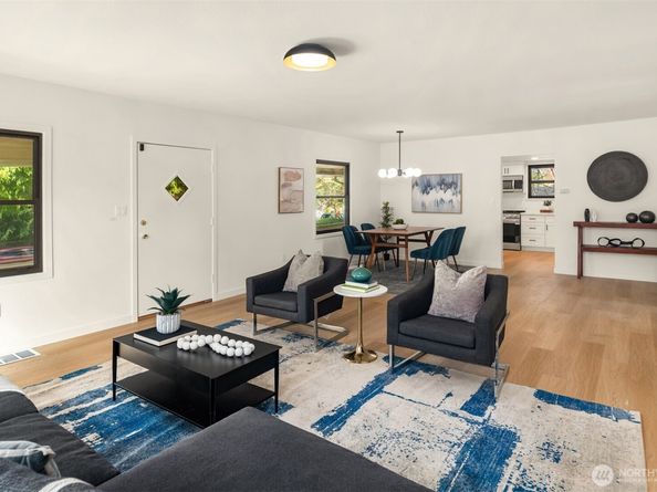 11726 10th Avenue S, Seattle WA 98168
