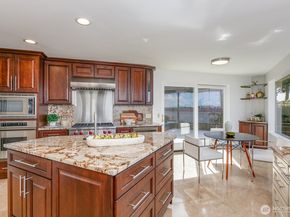 10413 66th Place W, Mukilteo WA 98275