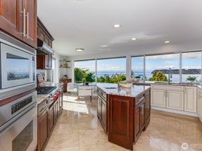 10413 66th Place W, Mukilteo WA 98275