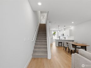 13339 Greenwood Avenue N C, Seattle WA 98133