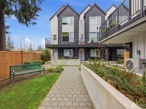 13339 Greenwood Avenue N C, Seattle WA 98133