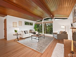 13525 4th Avenue NE, Seattle WA 98125