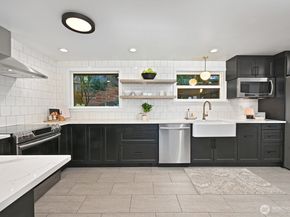 13525 4th Avenue NE, Seattle WA 98125