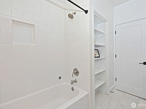 13525 4th Avenue NE, Seattle WA 98125