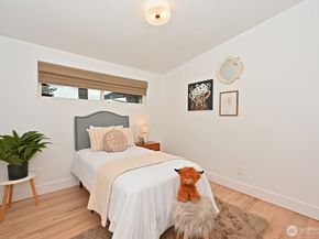 13525 4th Avenue NE, Seattle WA 98125