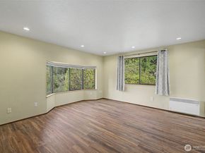 6509 182nd Street SW, Lynnwood WA 98037