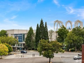 2720 3rd Avenue 416, Seattle WA 98121