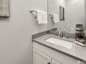 9080 162nd Place NE 2202, Redmond WA 98052