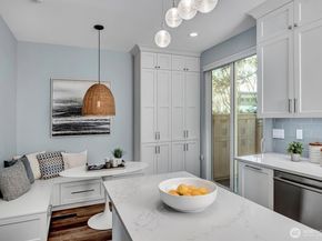 9080 162nd Place NE 2202, Redmond WA 98052