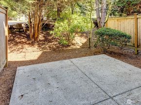 9080 162nd Place NE 2202, Redmond WA 98052