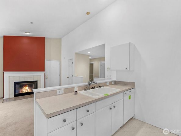 6527 200th Street SW 304, Lynnwood WA 98036