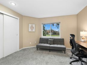 11560 Stone Avenue N 101, Seattle WA 98133