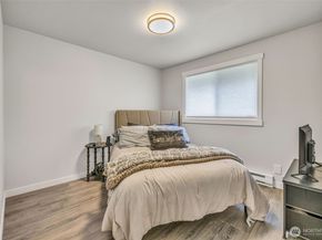 616 212th Street SW, Bothell WA 98021