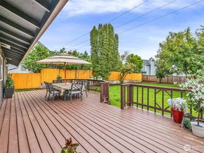 616 212th Street SW, Bothell WA 98021