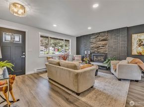 616 212th Street SW, Bothell WA 98021