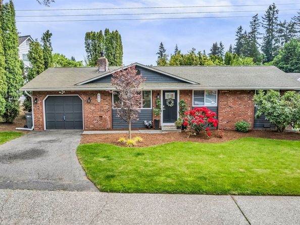 616 212th Street SW, Bothell WA 98021