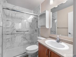 15415 35th Avenue W G101, Lynnwood WA 98087