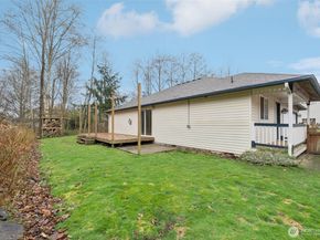 1724 147th Place SW, Lynnwood WA 98087