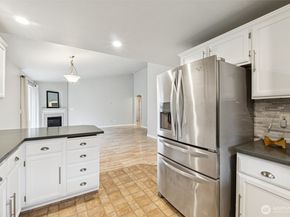 1724 147th Place SW, Lynnwood WA 98087