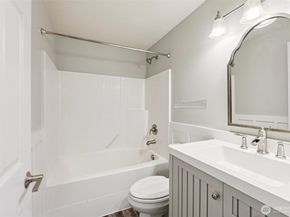 1724 147th Place SW, Lynnwood WA 98087