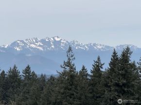 784 Freedom Court SE, Port Orchard WA 98366