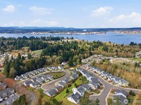 784 Freedom Court SE, Port Orchard WA 98366
