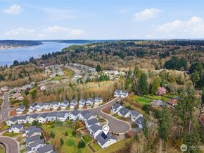 784 Freedom Court SE, Port Orchard WA 98366