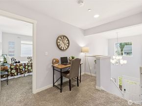 784 Freedom Court SE, Port Orchard WA 98366