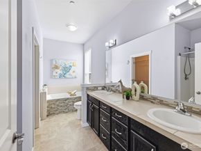 784 Freedom Court SE, Port Orchard WA 98366