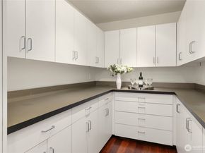 12145 Arrow Point Loop NE, Bainbridge Island WA 98110