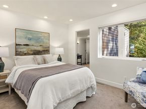12145 Arrow Point Loop NE, Bainbridge Island WA 98110