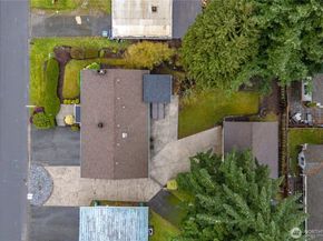 26650 18th Place S, Des Moines WA 98198