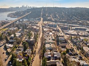 3817 B Fremont Avenue N, Seattle WA 98103